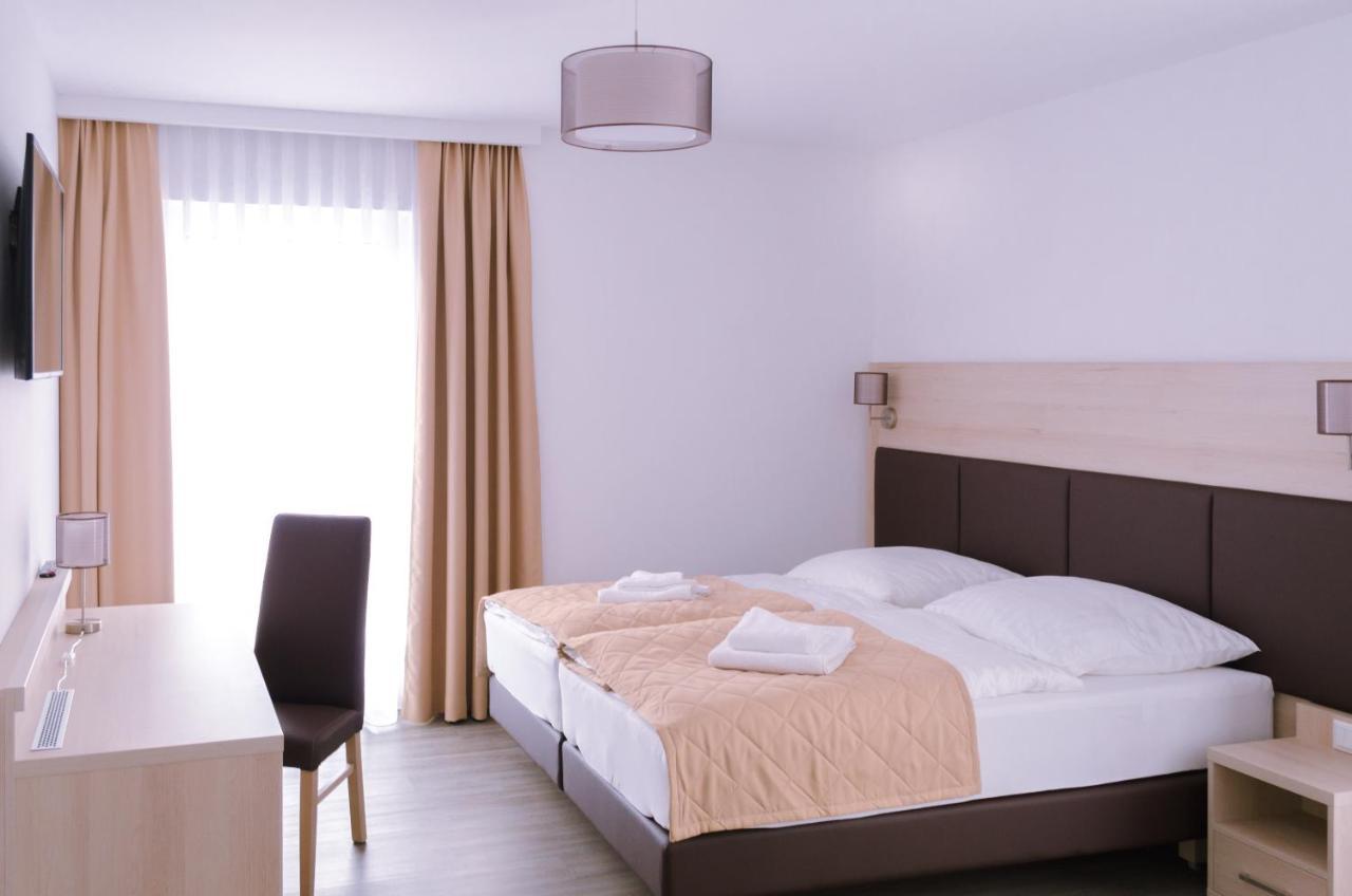 Glindower Alpen Pension แวร์เดอร์ ภายนอก รูปภาพ