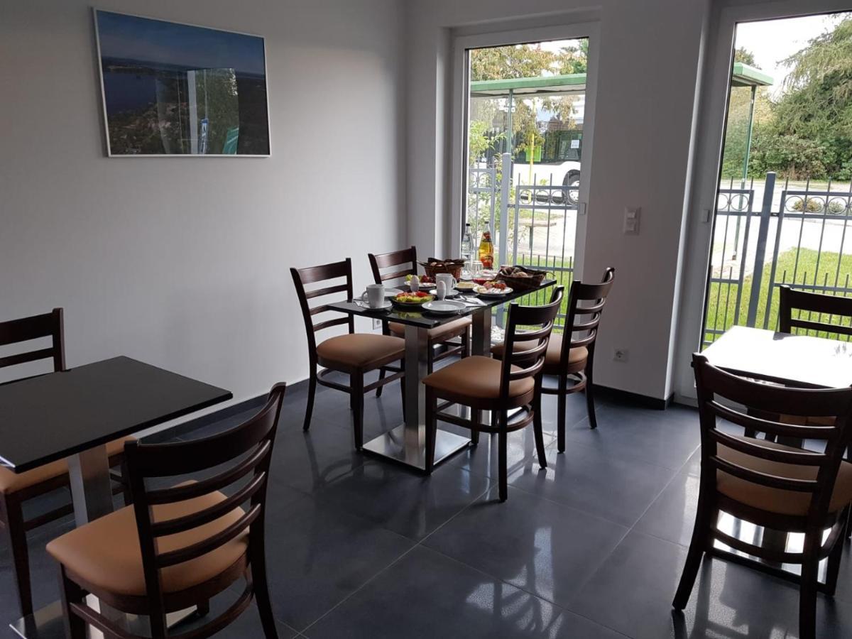 Glindower Alpen Pension แวร์เดอร์ ภายนอก รูปภาพ